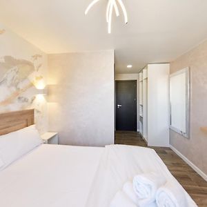 Habitación Económica con Cama King